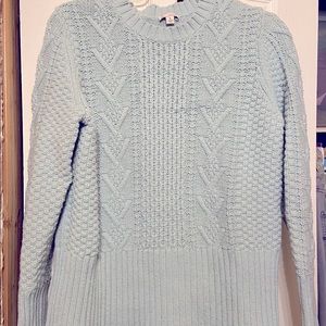 Gap sweater